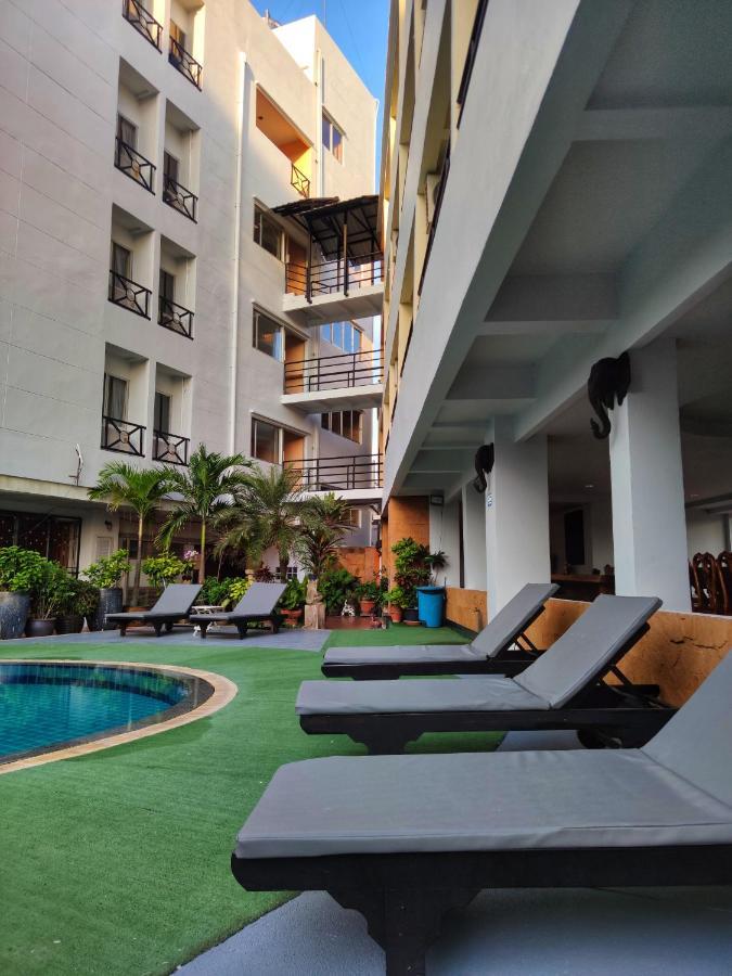The Chanthong Residence And Hotel Pattaya Extérieur photo